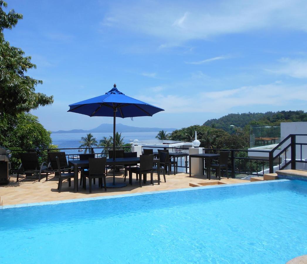 Out Of The Blue Resort Puerto Galera Exterior photo