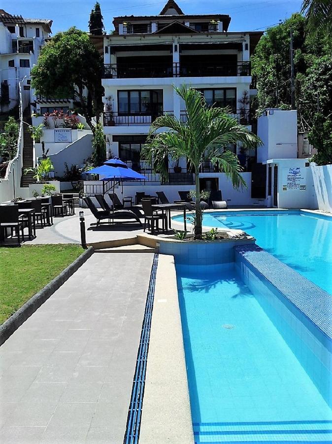 Out Of The Blue Resort Puerto Galera Exterior photo